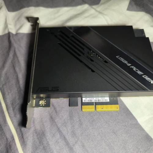 ASUS USB4 PCIE GEN4 CARD 主機板擴展卡