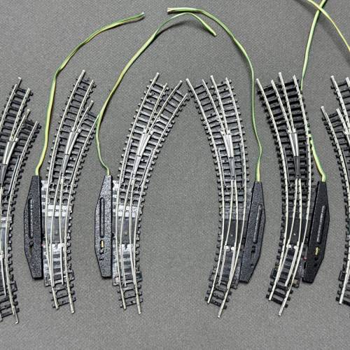 Minitrix N Scale Switch / Straight / Curved Tracks (in good working condition)