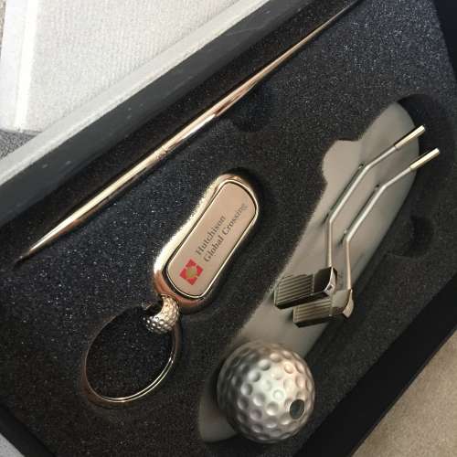 🖊 HUTCHISON GLOBAL CROSSING Desktop Pen Card Stand Keychain Set NEW 全新 桌上 ...