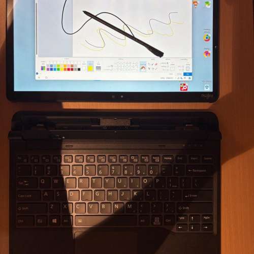Fujitsu Q739 tablet pc