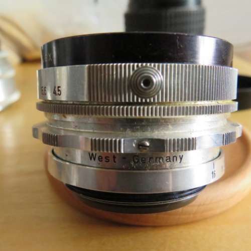 Enna Werk Munchen Lithagon 35mm f4.5 red "C" m42 lens (Canon eos R, Sony A7)