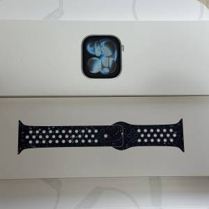 Apple Watch Series 11 (GAS + 流動網絡)、46 mm太空灰