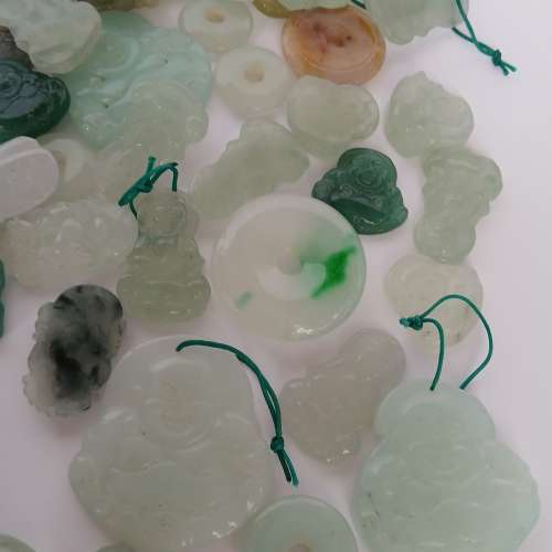 一手B玉吊咀 約100件 清貨共售330元.no. D22.12.25