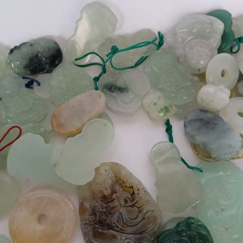 一手B玉吊咀 約100件 清貨共售330元.no. D22.12.25