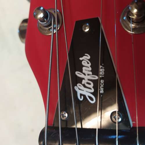 hofner 電結他(德國品牌，旅行吉他）