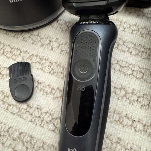 百靈牌 Braun Series 6 Electric Shaver 電鬚刨