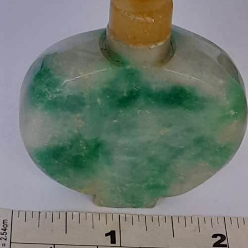 清貨價出售。一手五個古舊鼻煙壺 共售六百元，單一個二百元。no.22.12.25