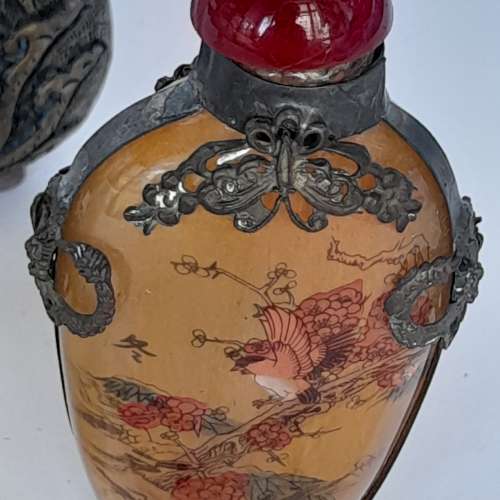 清貨價出售。一手五個古舊鼻煙壺 共售六百元，單一個二百元。no.22.12.25