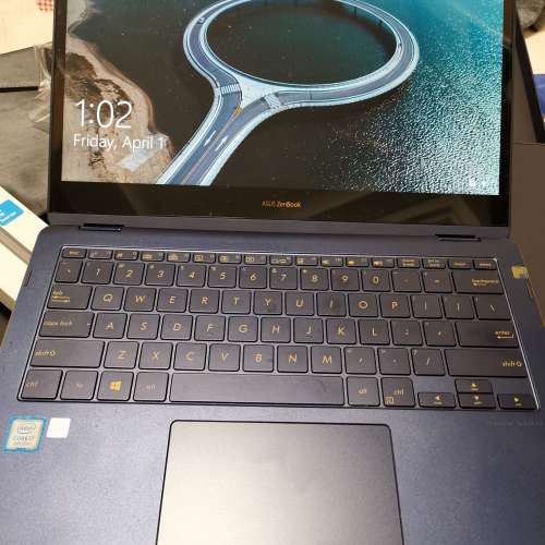ASUS ZenBook Flip S i7 8550U