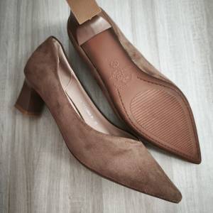 名牌36碼2吋踭猄皮鞋