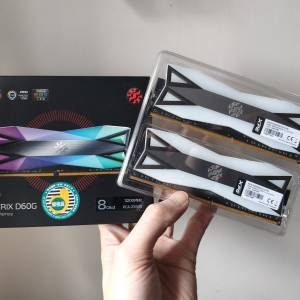 ADATA -XPG DDR4 3200 8gb 2條