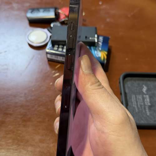 iPhone 14 Pro Max 紫色