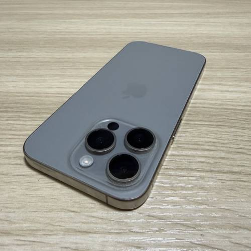 iPhone 15 Pro 512GB 原色
