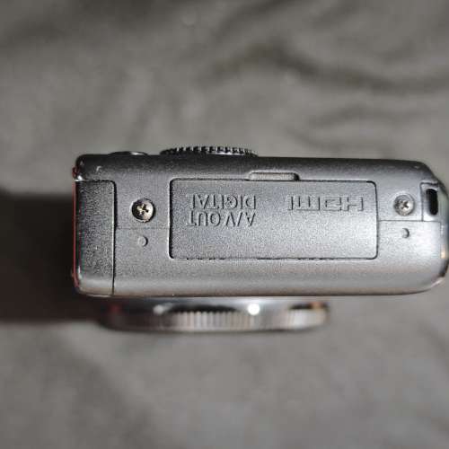 canon S95 佳能 CCD 送記憶卡 送讀卡器 送保護套 送手繩 跟2電一充 功能全正常 95%...