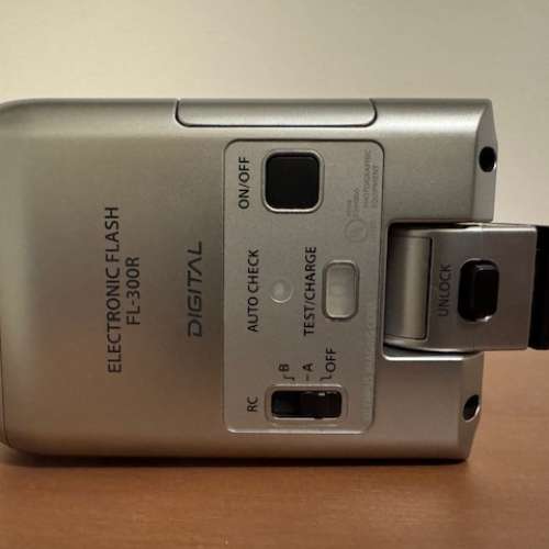 Olympus FL-300R 外置閃光燈 (99% New)