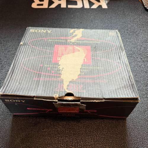 收藏級1997年製 SONY 可拆座檯式MD Walkman MZ-R5ST