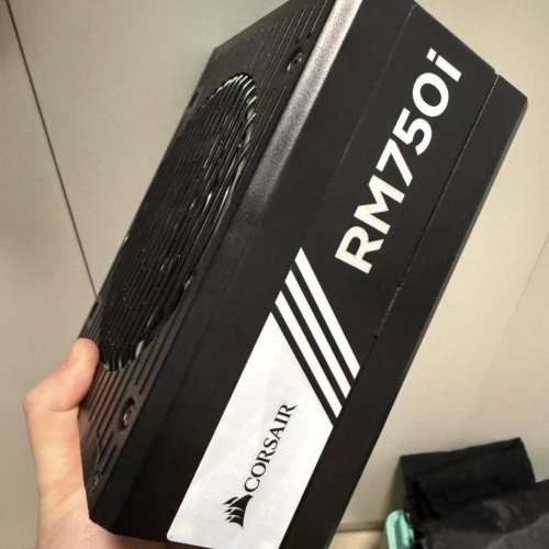 Corsair RM750i 750w 火牛