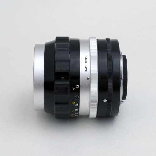 罕有Nikon 10.5cm f2.5 早期九光圈葉版本