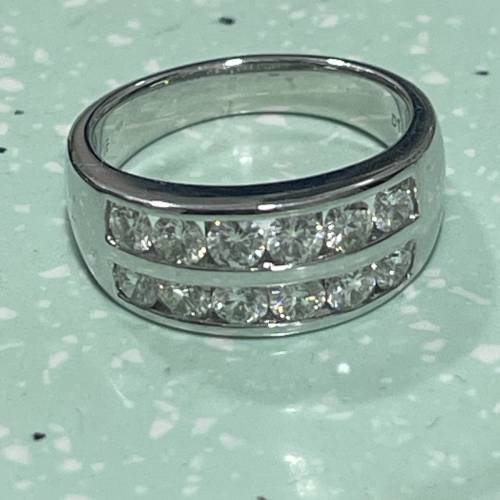 閃到爆😆 周大福 18K 750白金 1卡03鑽石戒指 13.5圈 重金 大體靚款 聖誕特價 平到...