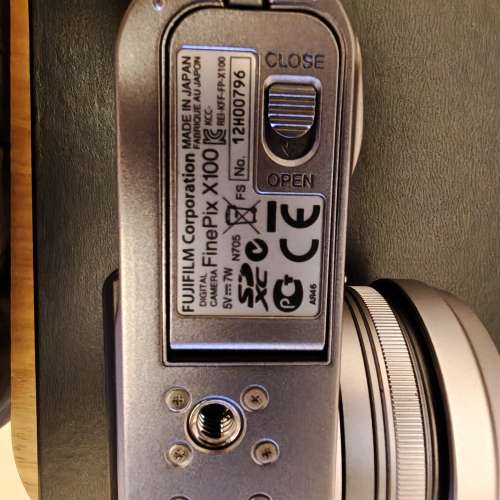 Fujifilm X100
