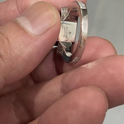 原裝正版GUCCI 18K 750 白金 安力士戒指  35份鑽石伴石 $8600
