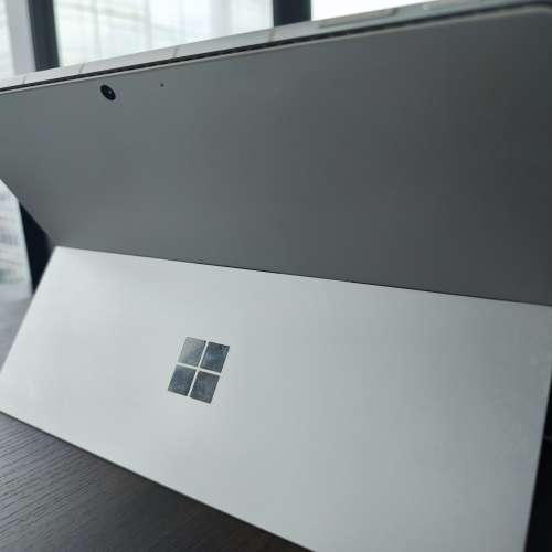 Microsoft Surface Pro with 5G 11th Edition