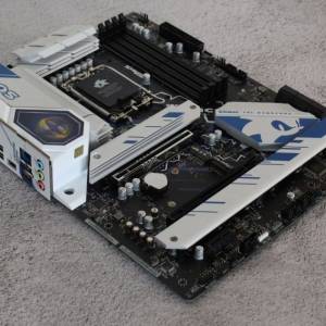 ASRock Z790 PG SONIC, 支援第 14 代、13 代和12 代 Intel, 有保養,有 M.2 Key E ...