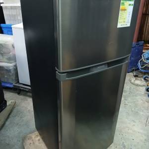 HITACHI 日立鈦金屬色雪櫃