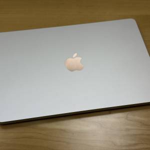 Macbook Air 13 (M4) 16+256GB Starlight