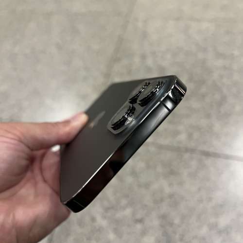 iPhone 13pro max512gb,港行雙卡，石墨色，所有功能正常冇暗病，有套有貼！