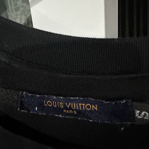 Louis Vuitton (閃石）人