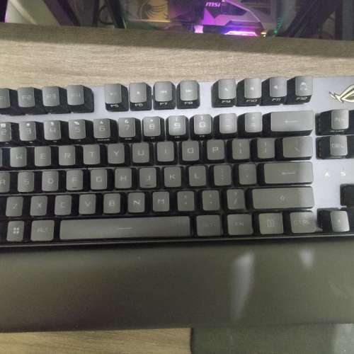 ASUS ROG Strix Scope RX TKL WIRELESS DELUXE (PBT 鍵帽，紅軸) 無線機械鍵盤