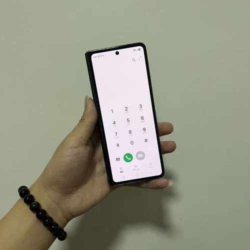 全網最平🔥Samsung galaxy fold 5 12+512美版單卡+esim黑色