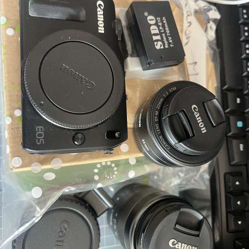 Canon EOS M套裝 22mm + 18-55mm + EOS to EF mount