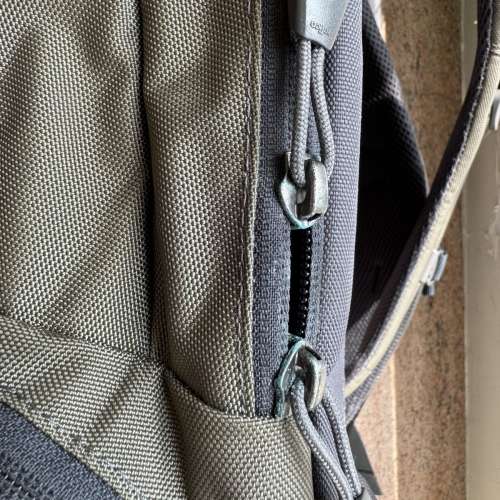 英國品牌Karrimor Tribute 25L 都市生活電腦背包