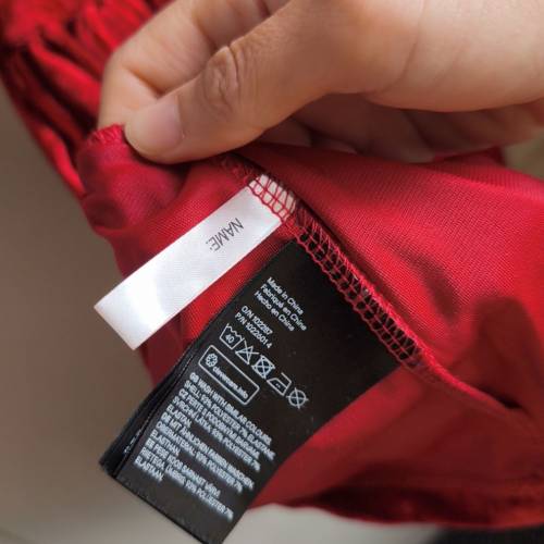 全新剪左吊牌H&M女童絲絨裙122-128碼 四季裙 新年服 聖誕裙裝