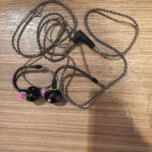sony 耳機  跟sennheiser 4.4耳機線 好聲 95新