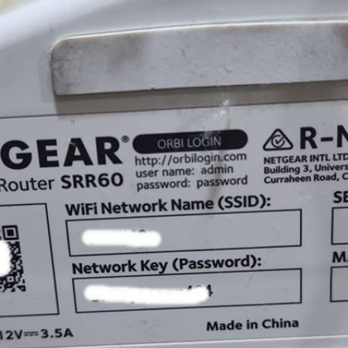 NETGEAR MESH WIFI ROUTER AND SATELLITE SRR60 和SRS60