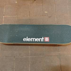 Element 滑板車