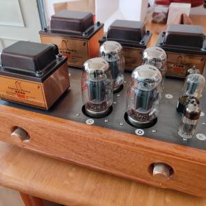 Diowy Audio DB4-KT88 (沒有任何真空管跟隨)