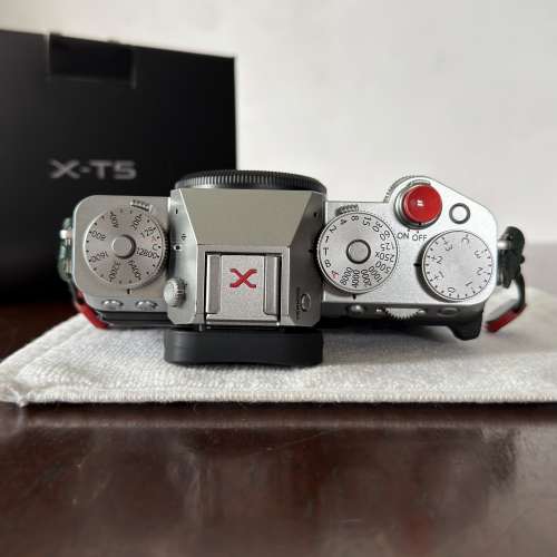 香港行貨 配件全新 FULL SET FUJIFILM X-T5 CAMERA etc... 富士 相機 鏡頭 fujinon...