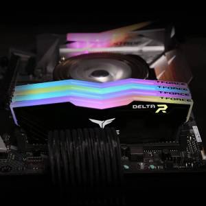Team Group T-Force Delta RGB DDR4 3200 8GB x4