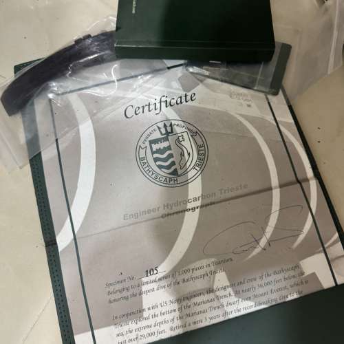 Ball watch 限量版 鈦金屬深潛600米 計時有排氣valve， 有原裝膠帶、後備鈦帶格、說...