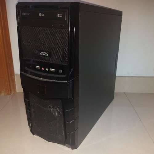 屯門良景輕鐵站交收 即買即用 電腦一部 Windows 11 系統