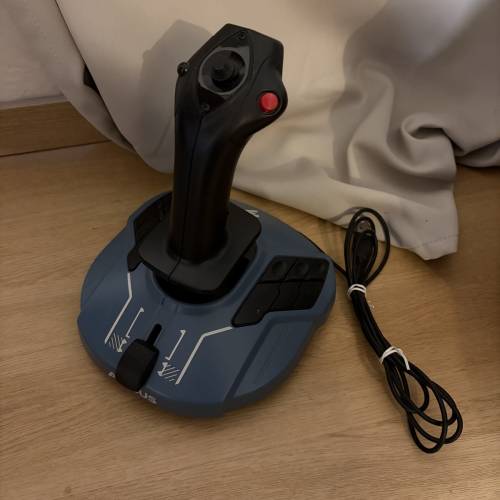 Thrustmaster TCA Sidestick Airbus Edition 遊戲飛行搖桿