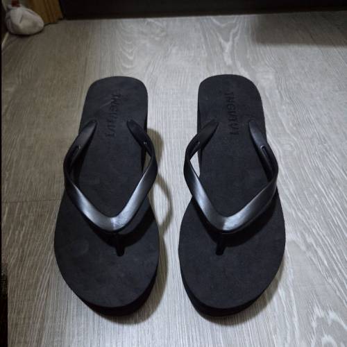 INCIVIT 厚底人字拖