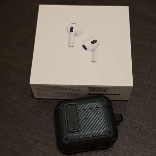 新淨 行貨 有盒 有充電線 Apple AirPods 3 (3rd generation)  連 保護套 有安全扣及...