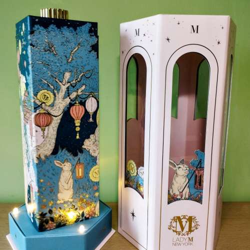 LADY M New York 燈飾.節日燈.走馬燈 .... !!