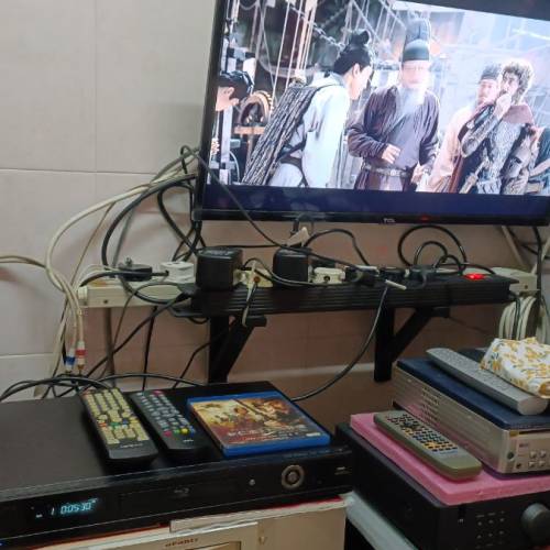 Oppo BDP-80有搖控，注意：曾有摩改兩聲度，現在RCA冇聲，藍光碟正常，合零件及維修...