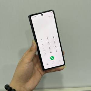 全網最平🔥Samsung galaxy fold 5 12+512美版單卡+esim黑色